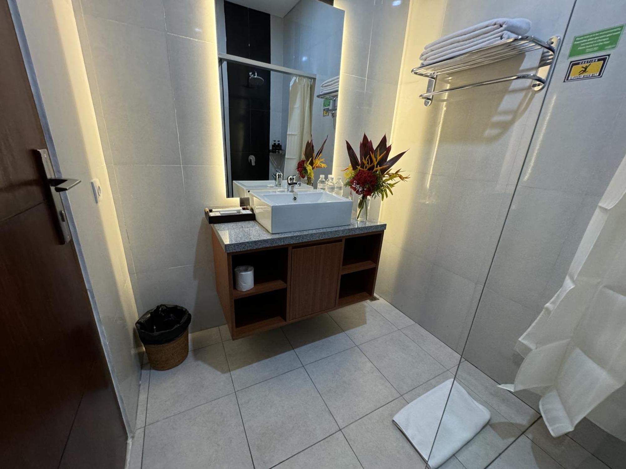 New Garden View Resort Легиан Екстериор снимка